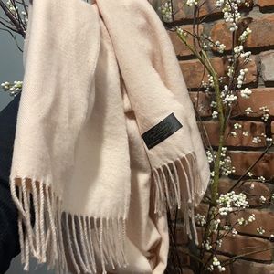 100% Cashmere Scarf made in Germany Soft pastel pink wow